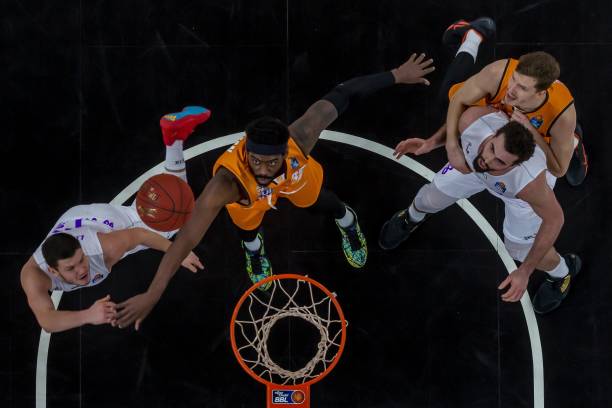 球员追求自 球员追求自